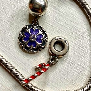Pandora Bracelet & 2Charms (FLOWER & CANDY CANE)